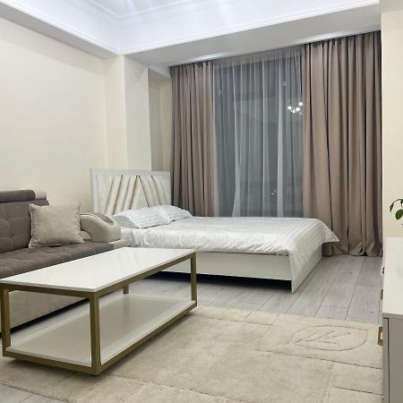 Апартамент Кристалл Bishkek Exterior photo