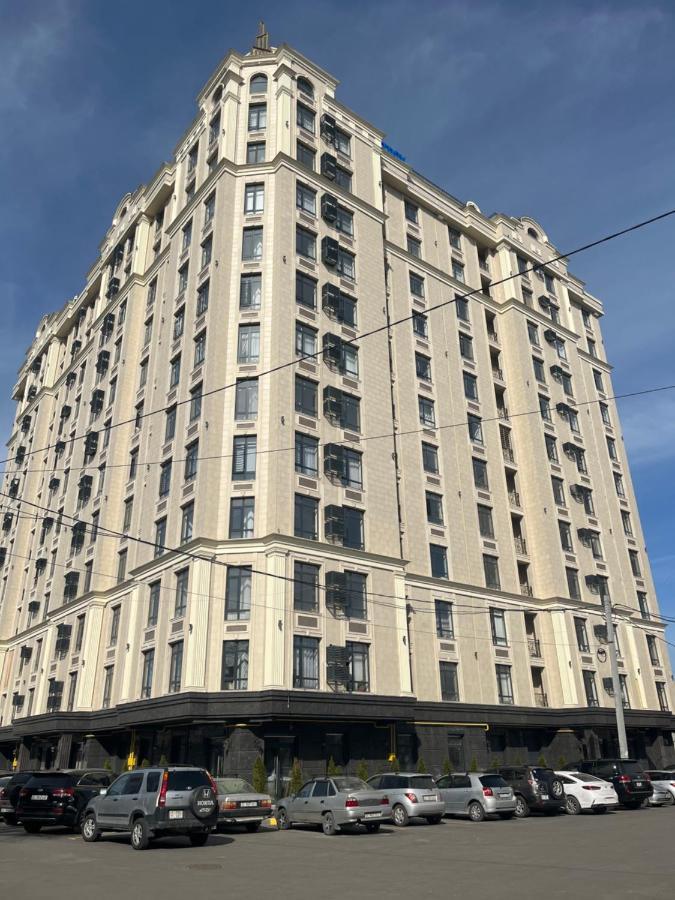 Апартамент Кристалл Bishkek Exterior photo